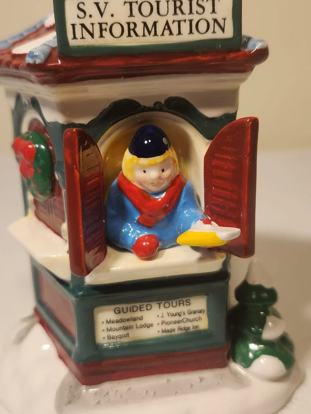 Dept. 56 Snow Village Hand Painted Tour The Village Tourist Information Booth